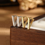 Load image into Gallery viewer, Vogue V Hoops