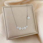 Load image into Gallery viewer, Daisy Delight Necklace
